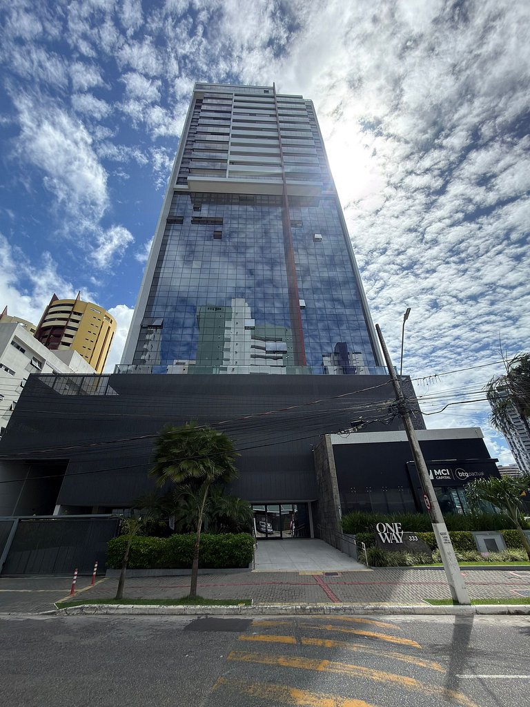 Vista Mar | Ótima Localização | Completo c/ 2 Qtos