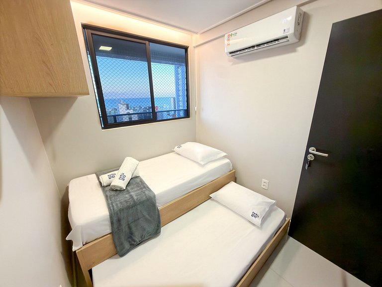 Vista Mar | Ótima Localização | Completo c/ 2 Qtos