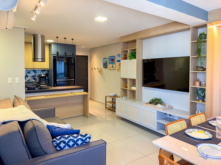 Vista Mar | Ótima Localização | Completo c/ 2 Qtos