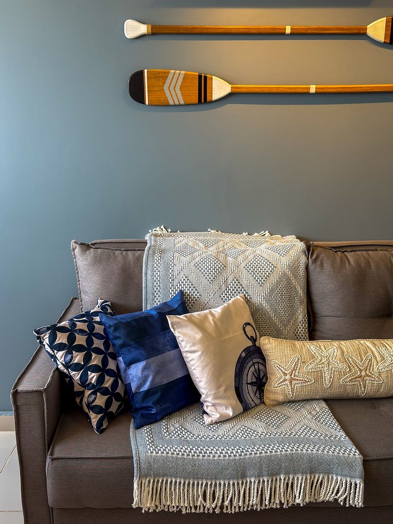 Vista Mar | Ótima Localização | Completo c/ 2 Qtos