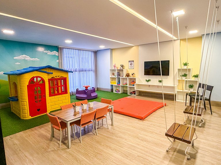 Vista Mar | Ótima Localização | Completo c/ 2 Qtos