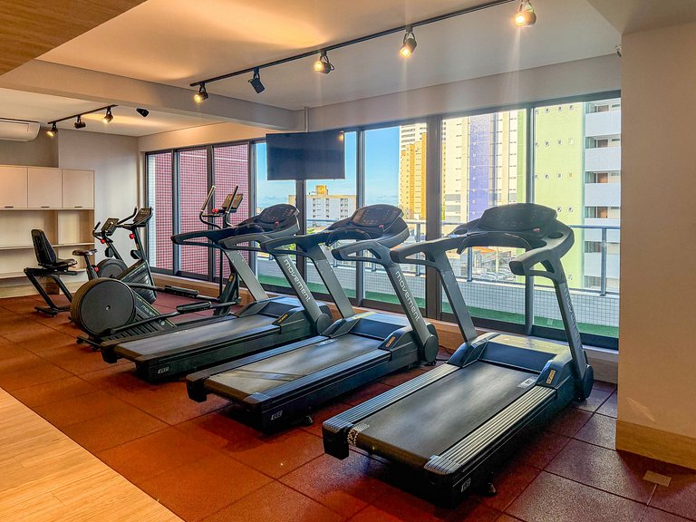 Vista Mar | Ótima Localização | Completo c/ 2 Qtos