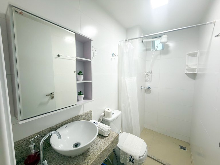 Completo c/ 2 Qtos | Vista Mar | Beira-mar
