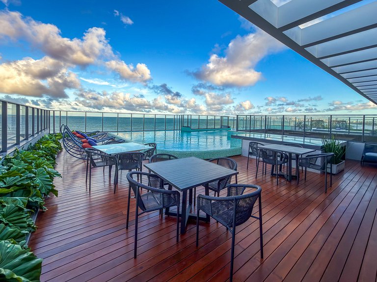 Studio Completo | Beira Mar e Piscina Rooftop