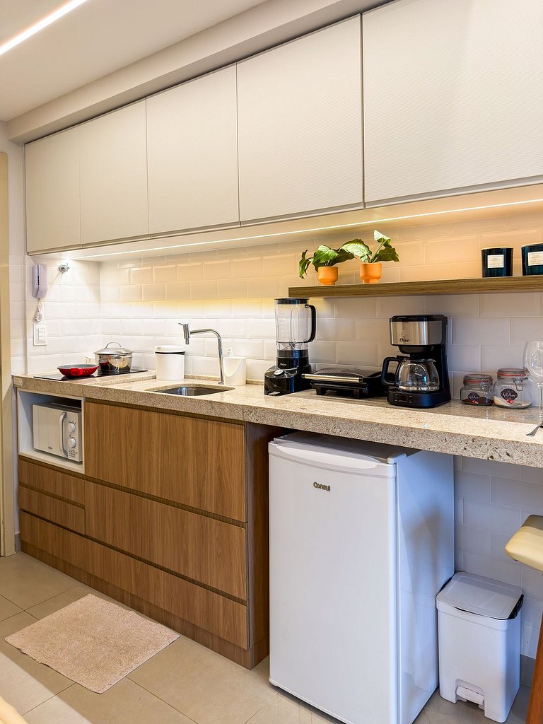 Studio Perfeito | 50m da praia + Piscina Vista Mar