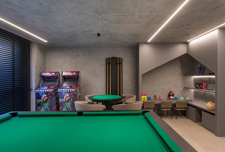 Studio Perfeito | Rooftop c/ Piscina e Vista Mar