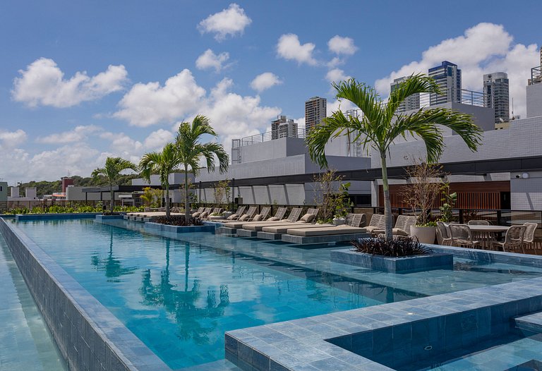 Studio Perfeito | Rooftop c/ Piscina e Vista Mar