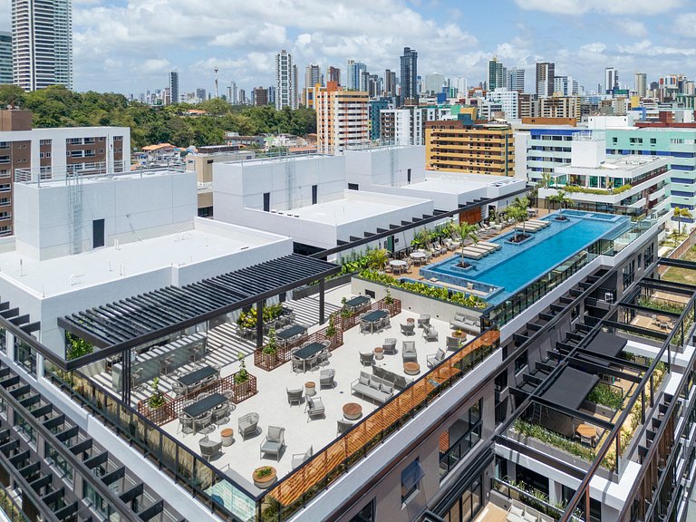 Studio Perfeito | Rooftop c/ Piscina e Vista Mar