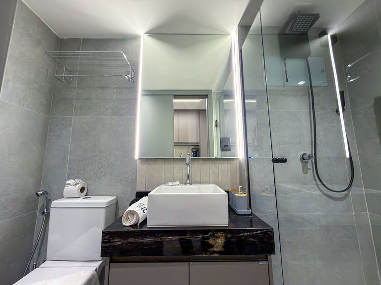 Studio Perfeito | Rooftop c/ Piscina e Vista Mar