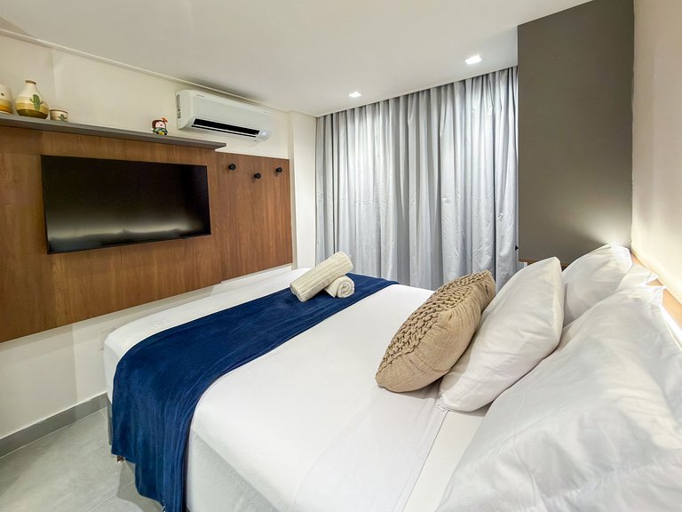 Studio Perfeito | Rooftop c/ Piscina e Vista Mar