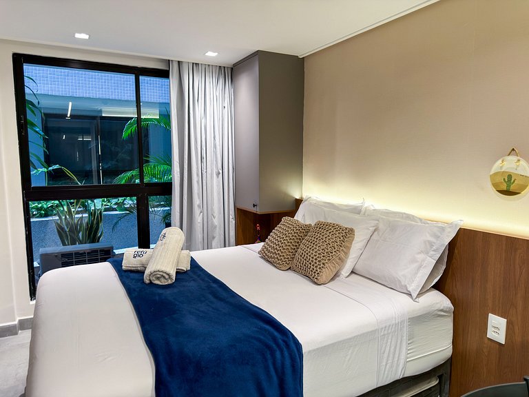 Studio Perfeito | Rooftop c/ Piscina e Vista Mar